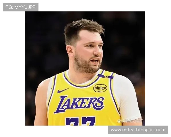 东契奇无解抛投再度命中,独行侠掌握主动 东契奇无解抛投再度命中,独行侠掌握主动